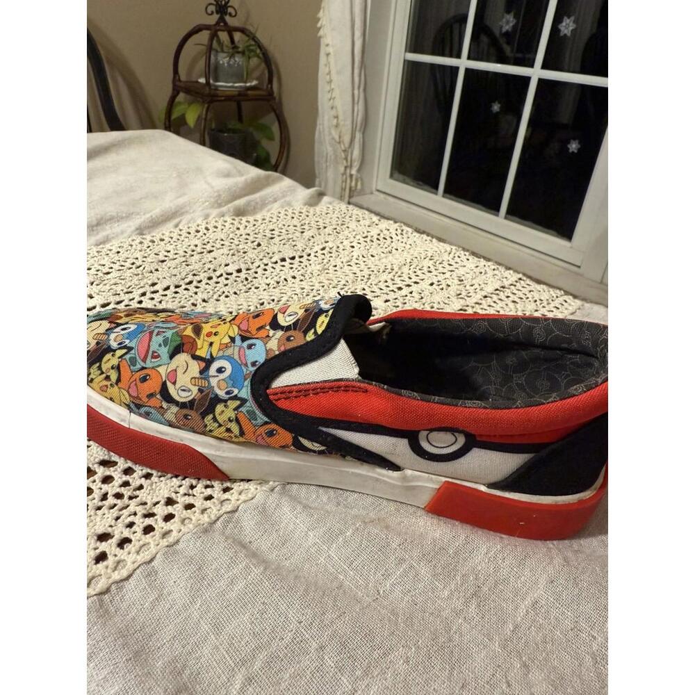Pokémon Ground Up Slip On Shoes Boys Size 4 - Picture 5 of 8